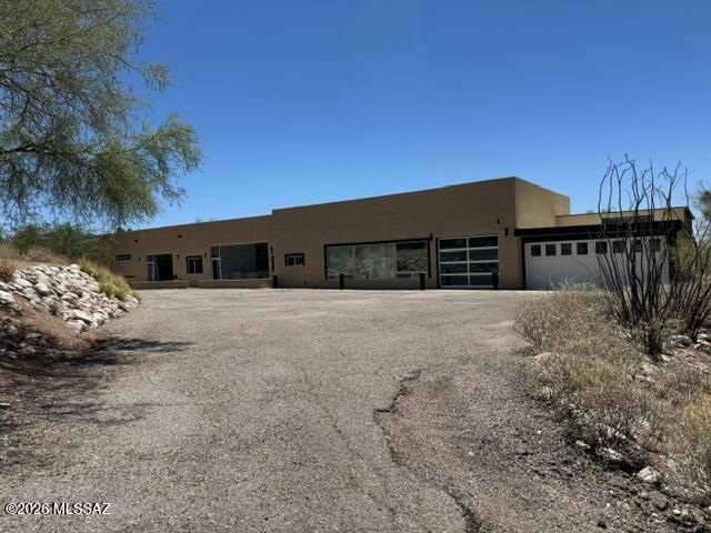 6060 N Camino Almonte, Tucson, AZ 85718