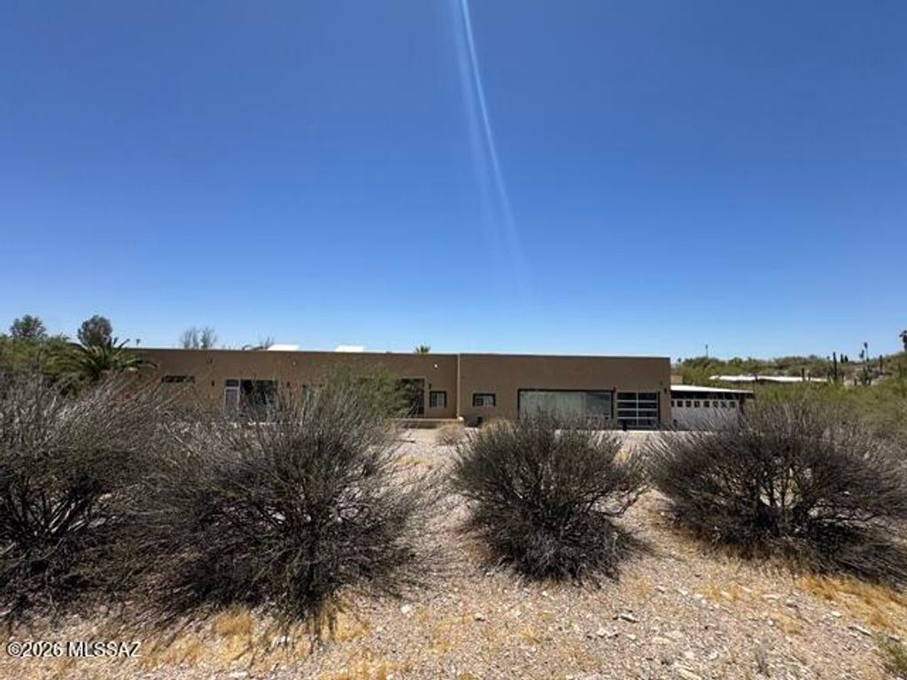 6060 N Camino Almonte, Tucson, AZ 85718