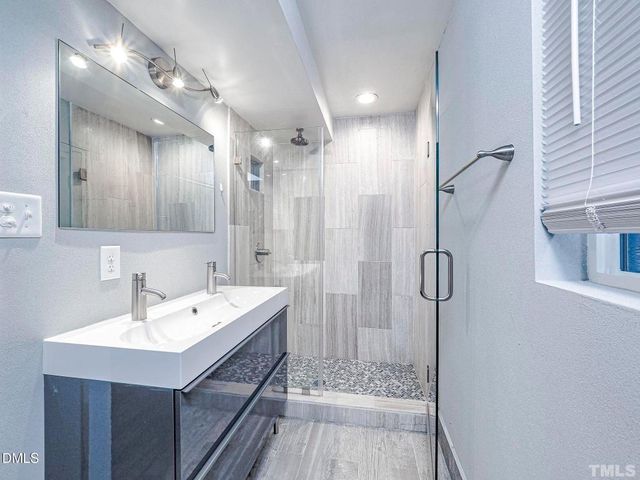 104 Masondale Avenue, Durham, NC 27707