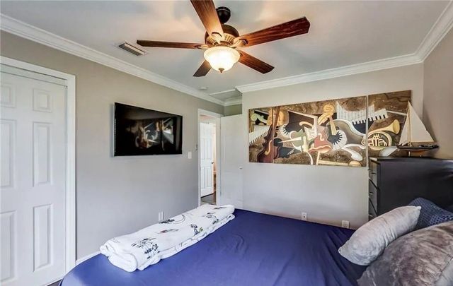 361 SE 9TH Court, Pompano Beach, FL 33060