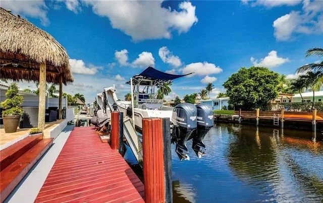 361 SE 9TH Court, Pompano Beach, FL 33060