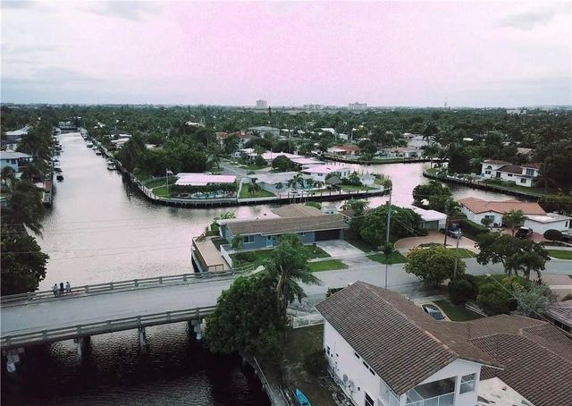 361 SE 9TH Court, Pompano Beach, FL 33060