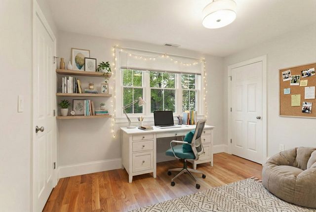 150 Country Club Rd, Newton, MA 02459