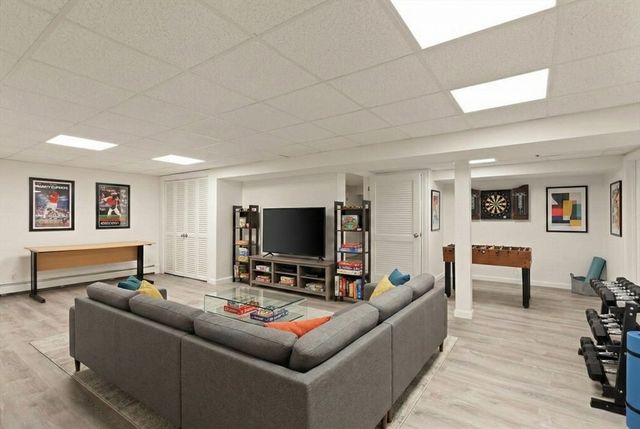 150 Country Club Rd, Newton, MA 02459