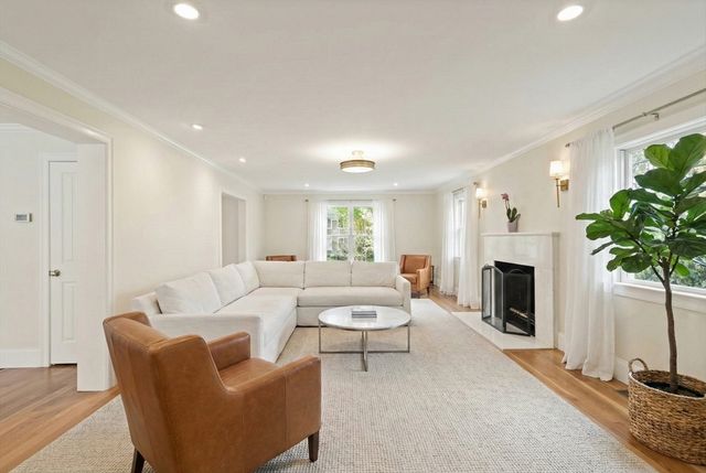 150 Country Club Rd, Newton, MA 02459