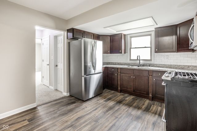 8131 Sycamore Springs Trail, Indianapolis, IN 46239