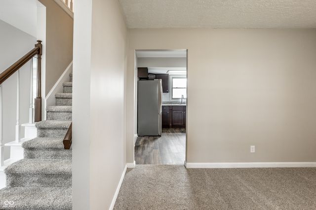 8131 Sycamore Springs Trail, Indianapolis, IN 46239