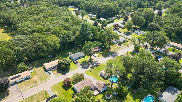 18 Glen Oak Drive, Enfield, CT 06082