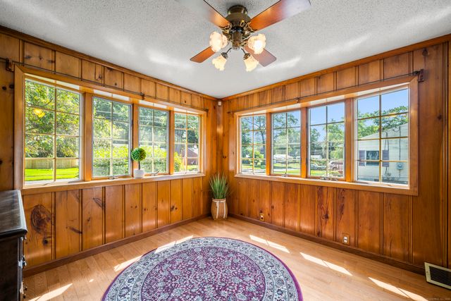 18 Glen Oak Drive, Enfield, CT 06082