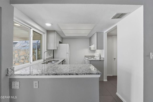 211 MONTEGO BAY Drive, El Paso, TX 79912