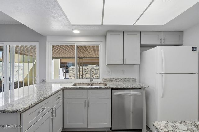 211 MONTEGO BAY Drive, El Paso, TX 79912