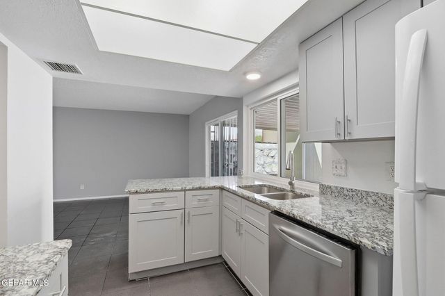 211 MONTEGO BAY Drive, El Paso, TX 79912