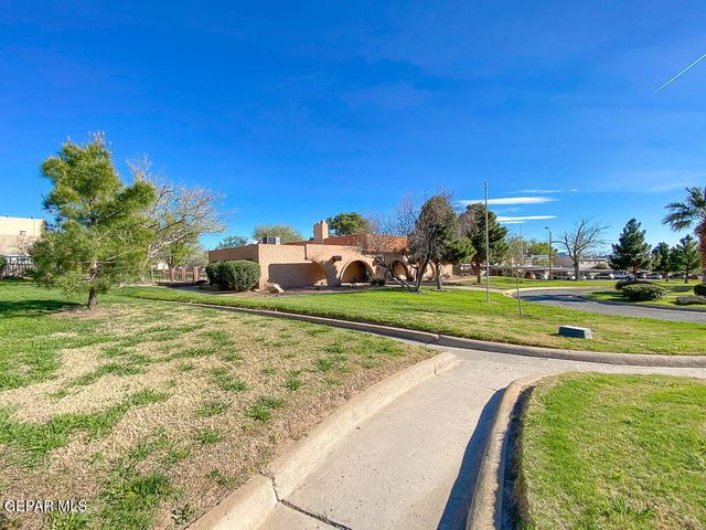 211 MONTEGO BAY Drive, El Paso, TX 79912