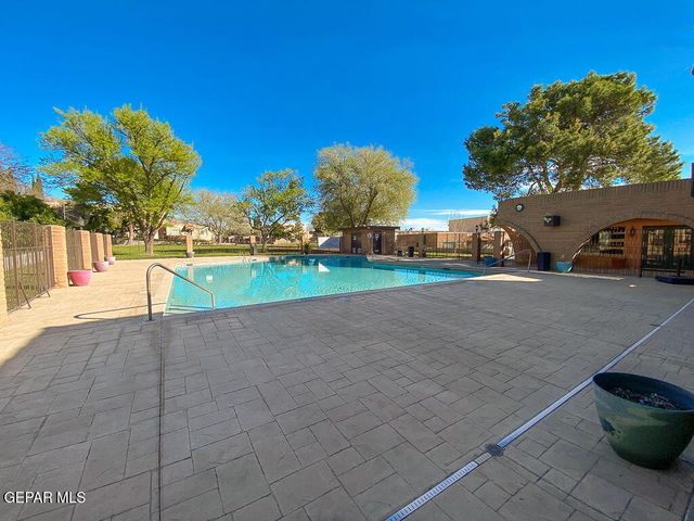 211 MONTEGO BAY Drive, El Paso, TX 79912