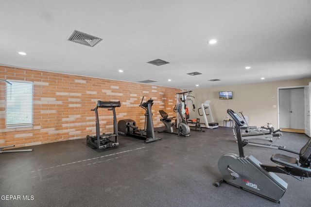 211 MONTEGO BAY Drive, El Paso, TX 79912