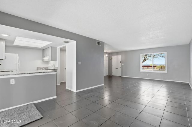 211 MONTEGO BAY Drive, El Paso, TX 79912