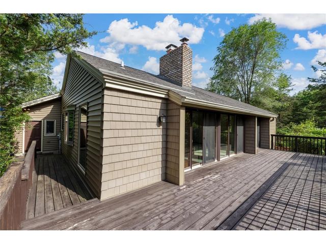 416 N Glover Road, Hudson, WI 54016