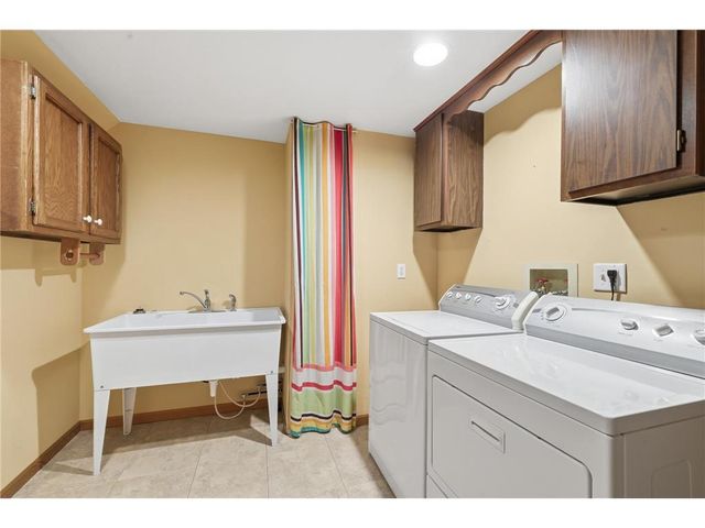 416 N Glover Road, Hudson, WI 54016