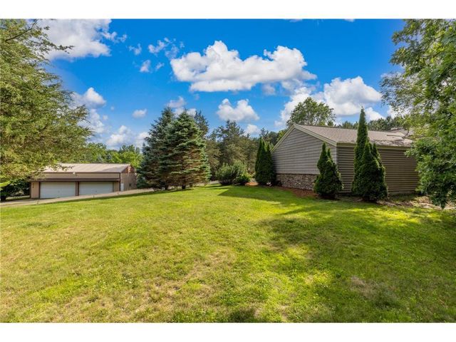416 N Glover Road, Hudson, WI 54016