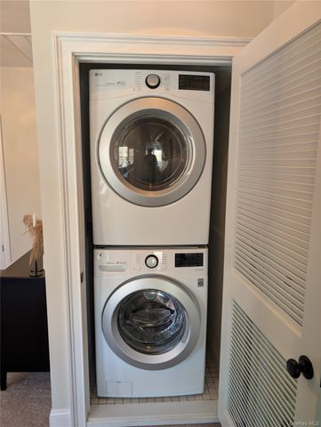 88 Brookview Lane, Newburgh, NY 12550