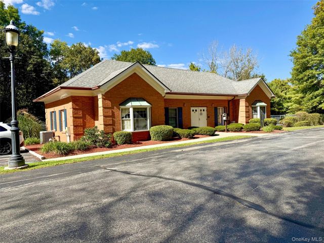 88 Brookview Lane, Newburgh, NY 12550