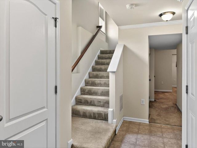 87 KENSINGTON TER, Martinsburg, WV 25405