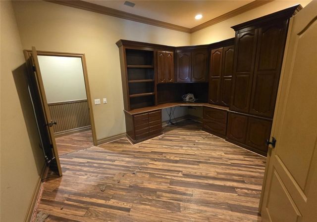 1 Shire, Laguna Hills, CA 92679