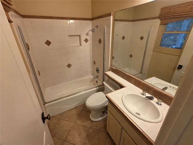 1 Shire, Laguna Hills, CA 92679