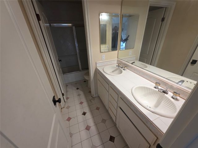 1 Shire, Laguna Hills, CA 92679