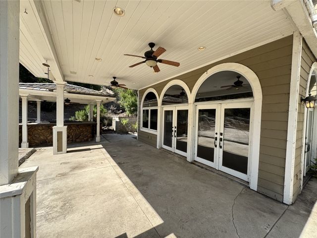 1 Shire, Laguna Hills, CA 92679