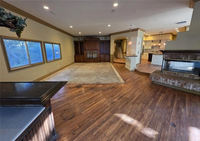 1 Shire, Laguna Hills, CA 92679