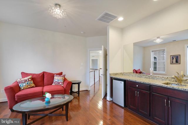 13330 DARNESTOWN RD, North Potomac, MD 20878