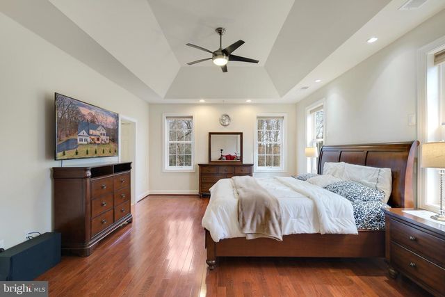 13330 DARNESTOWN RD, North Potomac, MD 20878