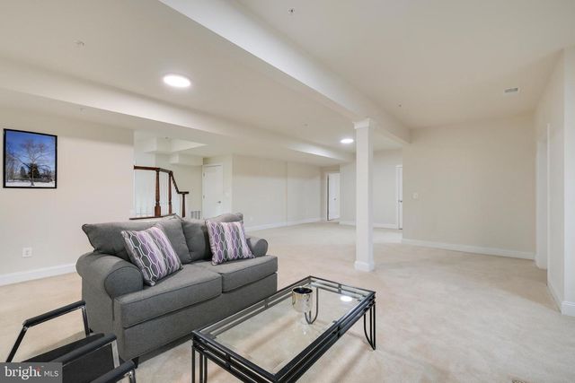 13330 DARNESTOWN RD, North Potomac, MD 20878