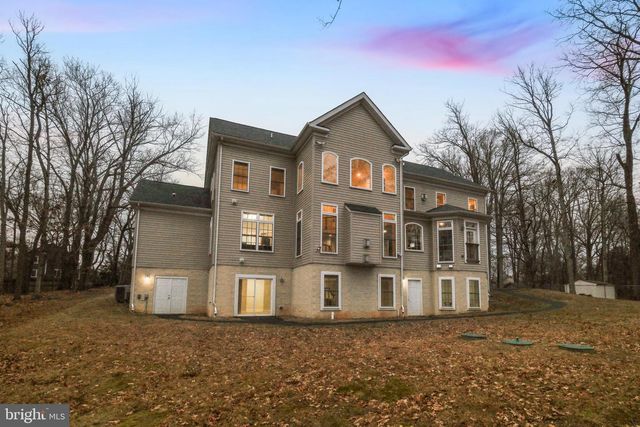 13330 DARNESTOWN RD, North Potomac, MD 20878