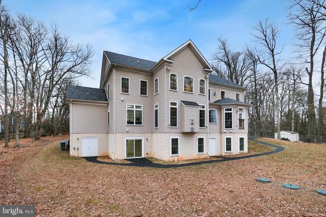 13330 DARNESTOWN RD, North Potomac, MD 20878