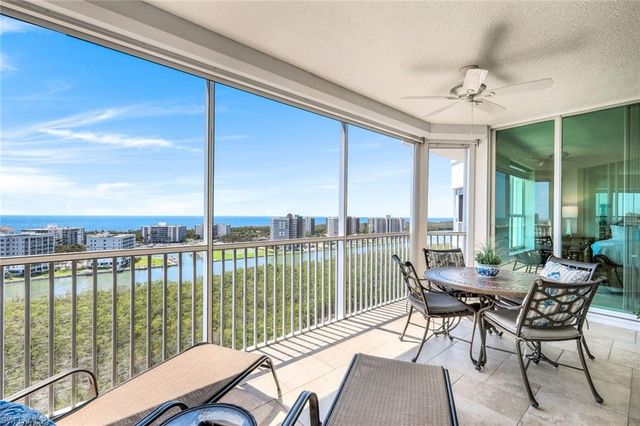 300 Dunes BLVD PH-5, Naples, FL 34110