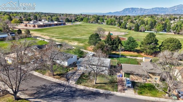 4585 S Crimson Circle, Colorado Springs, CO 80917