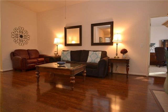 241 Wild Buffalo DR, Kyle, TX 78640