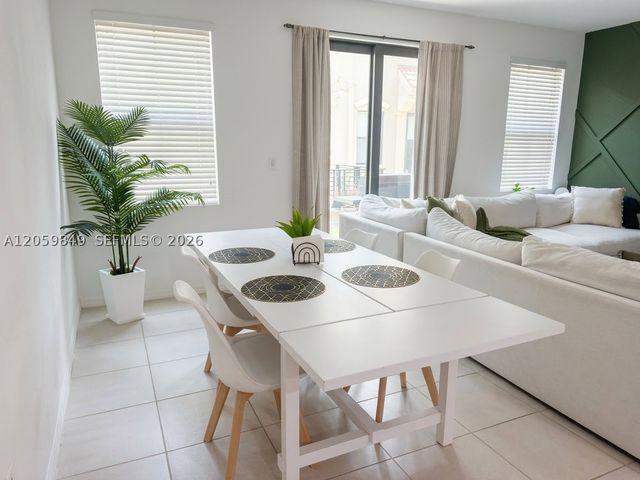 1091 NW 33rd Ct, Pompano Beach, FL 33064