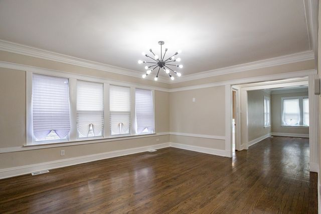 11427 S Prairie Avenue, Chicago, IL 60628