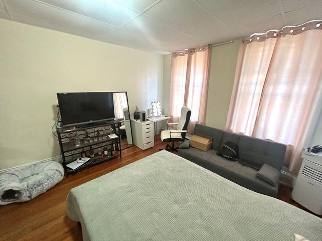 31 Elmwood Street 6, Revere, MA 02151