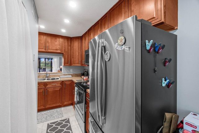 5884 Morningstar Circle 205, Delray Beach, FL 33484