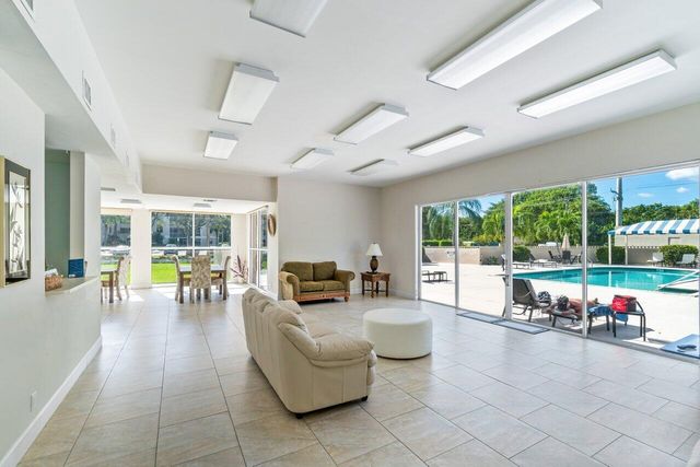 5884 Morningstar Circle 205, Delray Beach, FL 33484