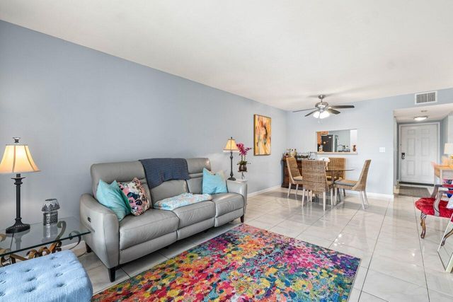 5884 Morningstar Circle 205, Delray Beach, FL 33484