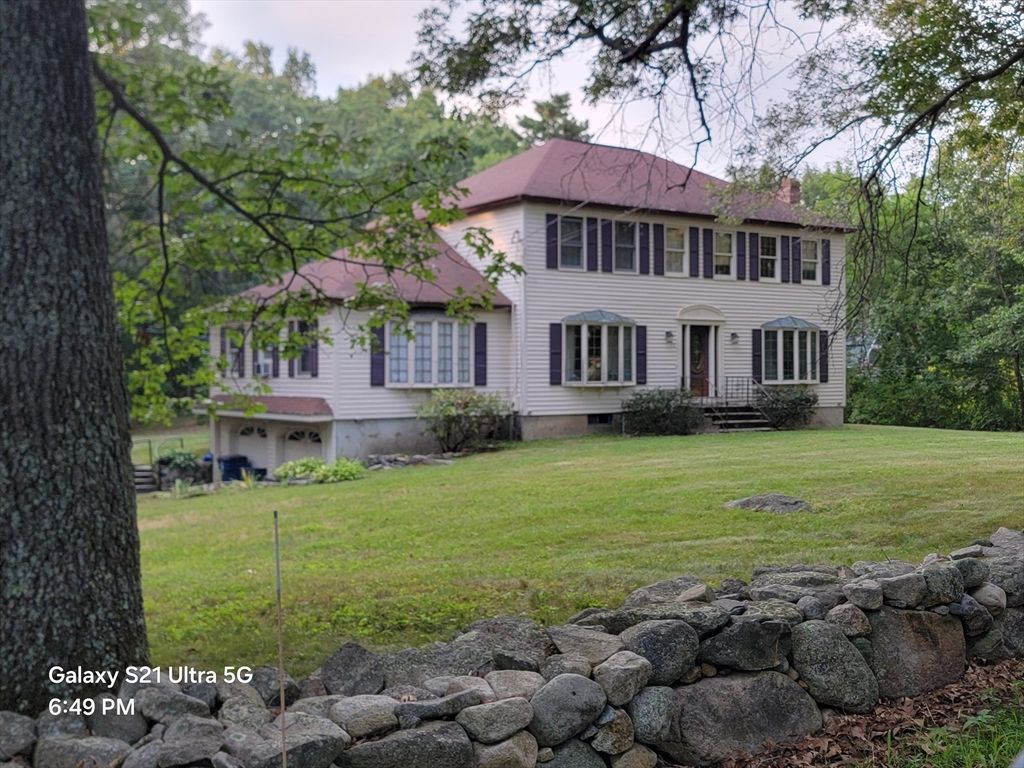 12 Alder St, Medway, MA 02053
