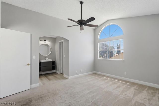 8912 Surf View Drive, Las Vegas, NV 89117