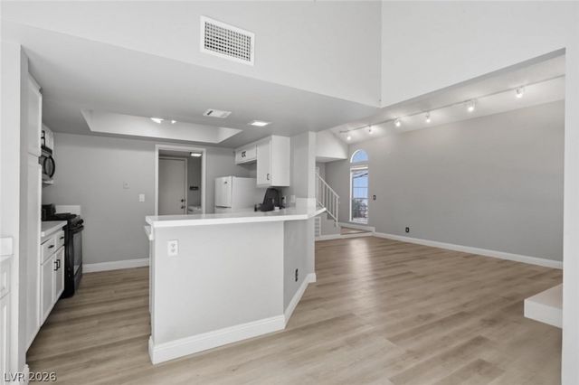 8912 Surf View Drive, Las Vegas, NV 89117