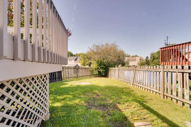 1008 Southbridge Lane, Schaumburg, IL 60194