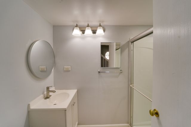 1008 Southbridge Lane, Schaumburg, IL 60194